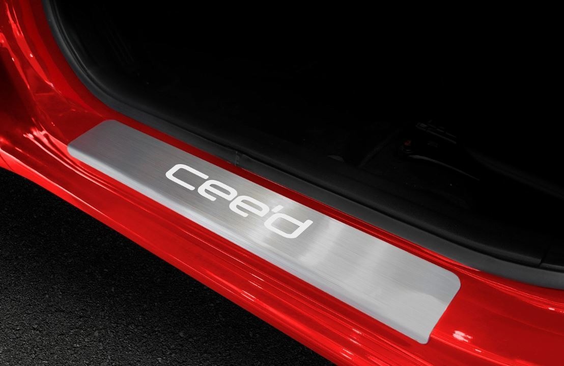 Комплект накладок на дверные пороги Rival для Kia Ceed (JD) с гравировкой Ceed  фото 2