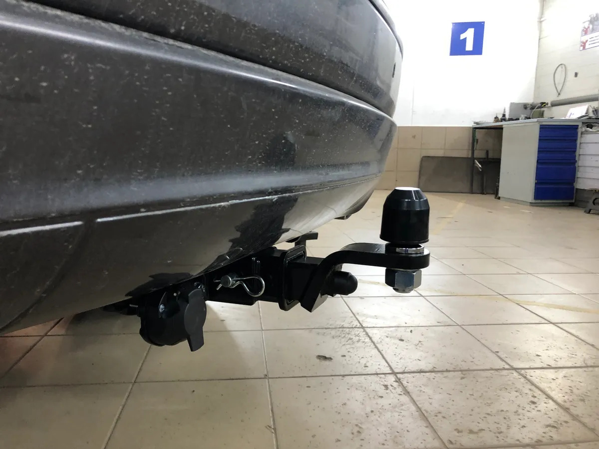 Фаркоп TowRus для Jeep Grand Cherokee (WK2) фото 9