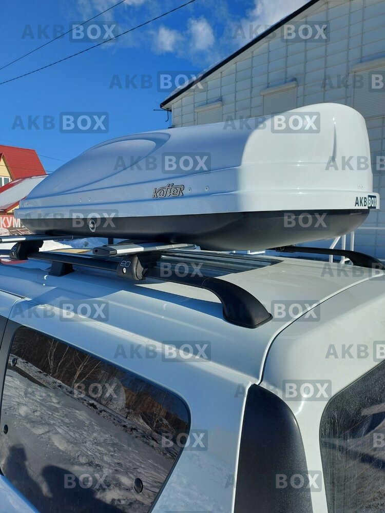 Бокс на крышу Koffer А-430 белый глянец фото в жизни 6