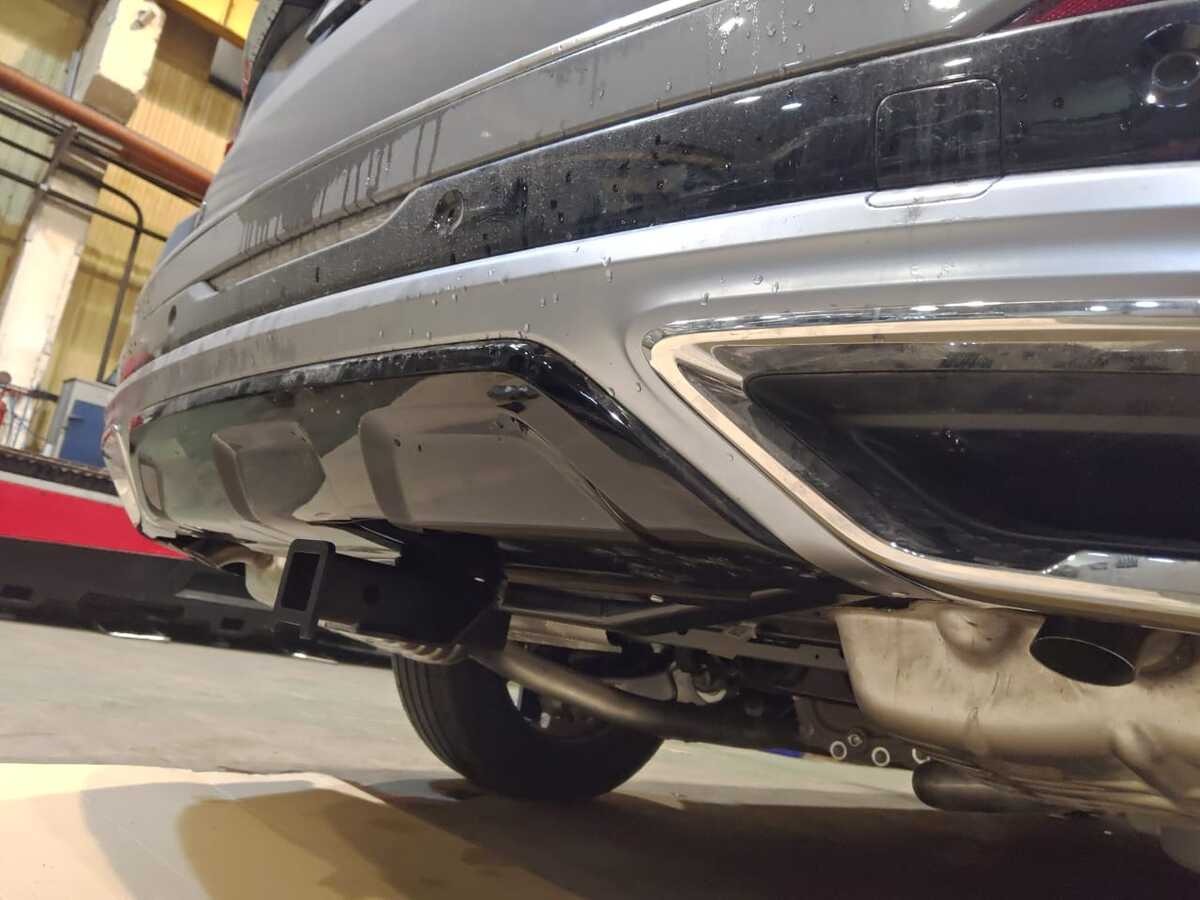 Фаркоп Бизон с антистуком для Ford Explorer VI (U625)