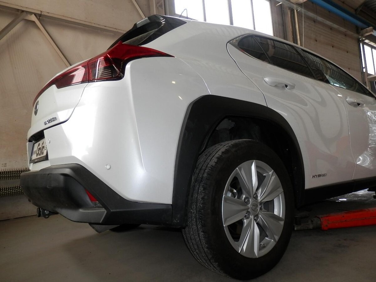 Фаркоп GALIA для Lexus UX фото 3