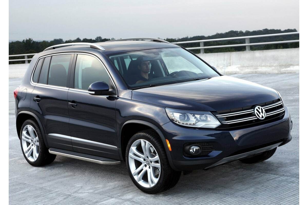 Порог-площадка Rival Premium A173ALP c комплект крепежа для Volkswagen Tiguan (NF) фото 3