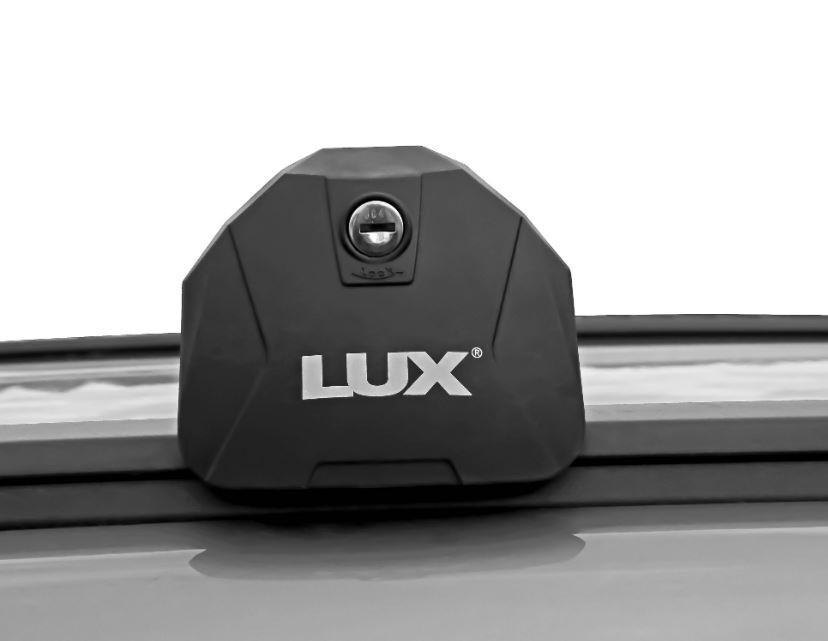 Багажник на интегрированные рейлинги Lux Scout с серебристыми дугами и КМП фото 3