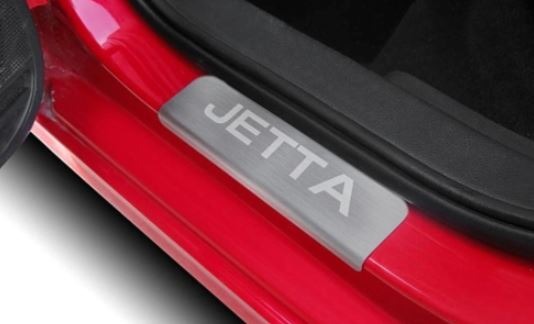 Комплект накладок на дверные пороги AutoMax для Volkswagen Jetta (A6 и A7) с гравировкой Jetta фото 3