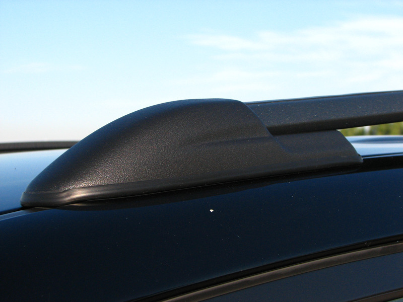 Рейлинги на крышу АПС черные для Toyota RAV4 (XA30) фото 12