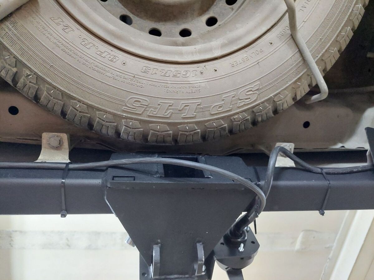 Фаркоп Halty для Toyota Lite Ace/ Town Ace (S400) фото 8