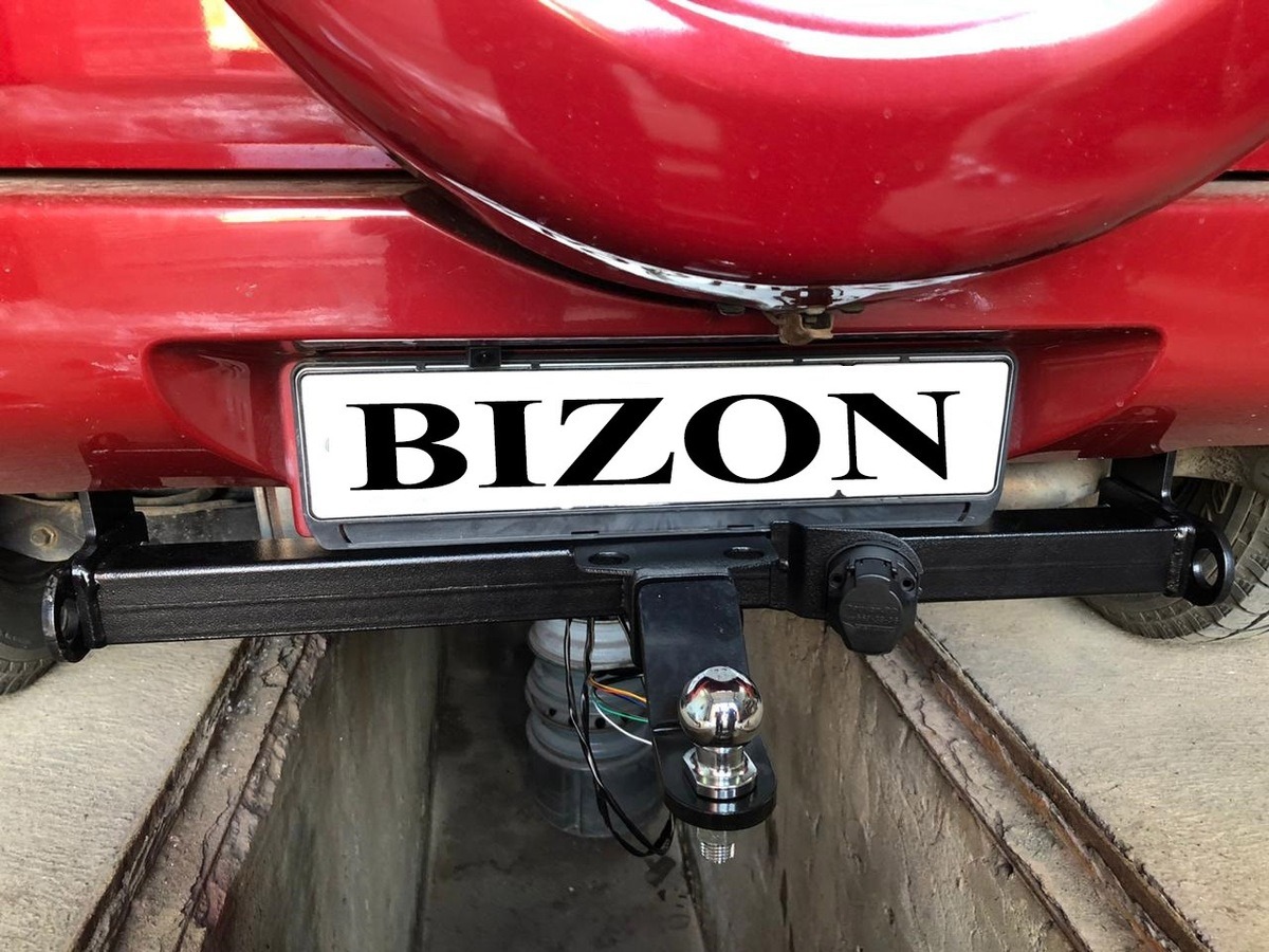 Фаркоп ​Бизон с хромированной накладкой для Suzuki Grand Vitara фото 3