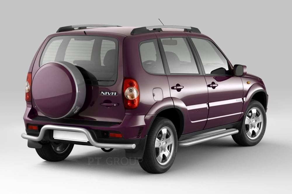 Защита порогов Искра серебристая ППК с алюминиевой площадкой PT Group для Chevrolet Niva и Lada Niva Travel (2123) d51 mm