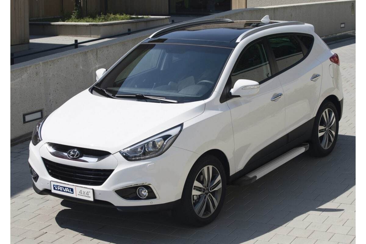 Порог-площадка Rival Silver F173AL c комплект крепежа для Hyundai ix35 (LM) и Kia Sportage (SL) фото 4