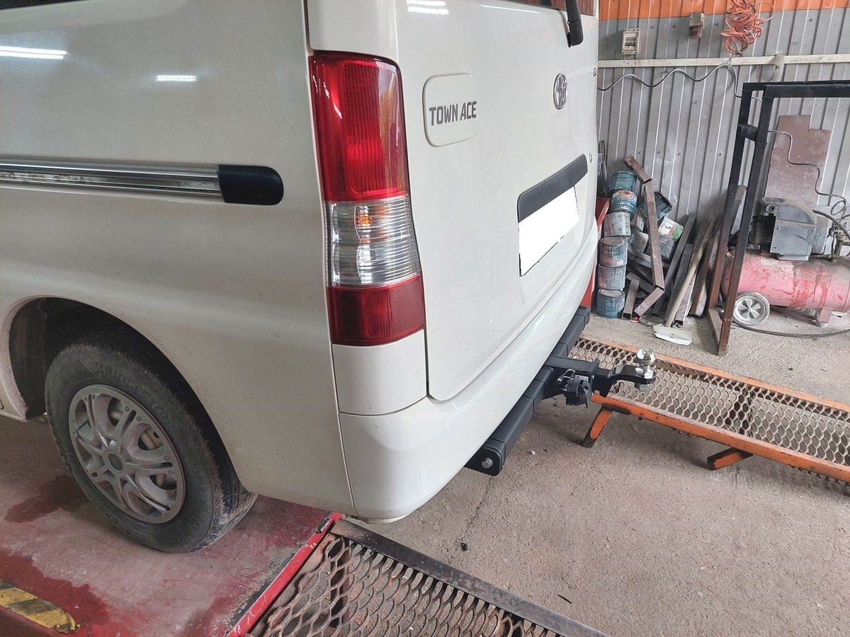 Фаркоп Halty для Toyota Lite Ace/ Town Ace (S400) фото 12