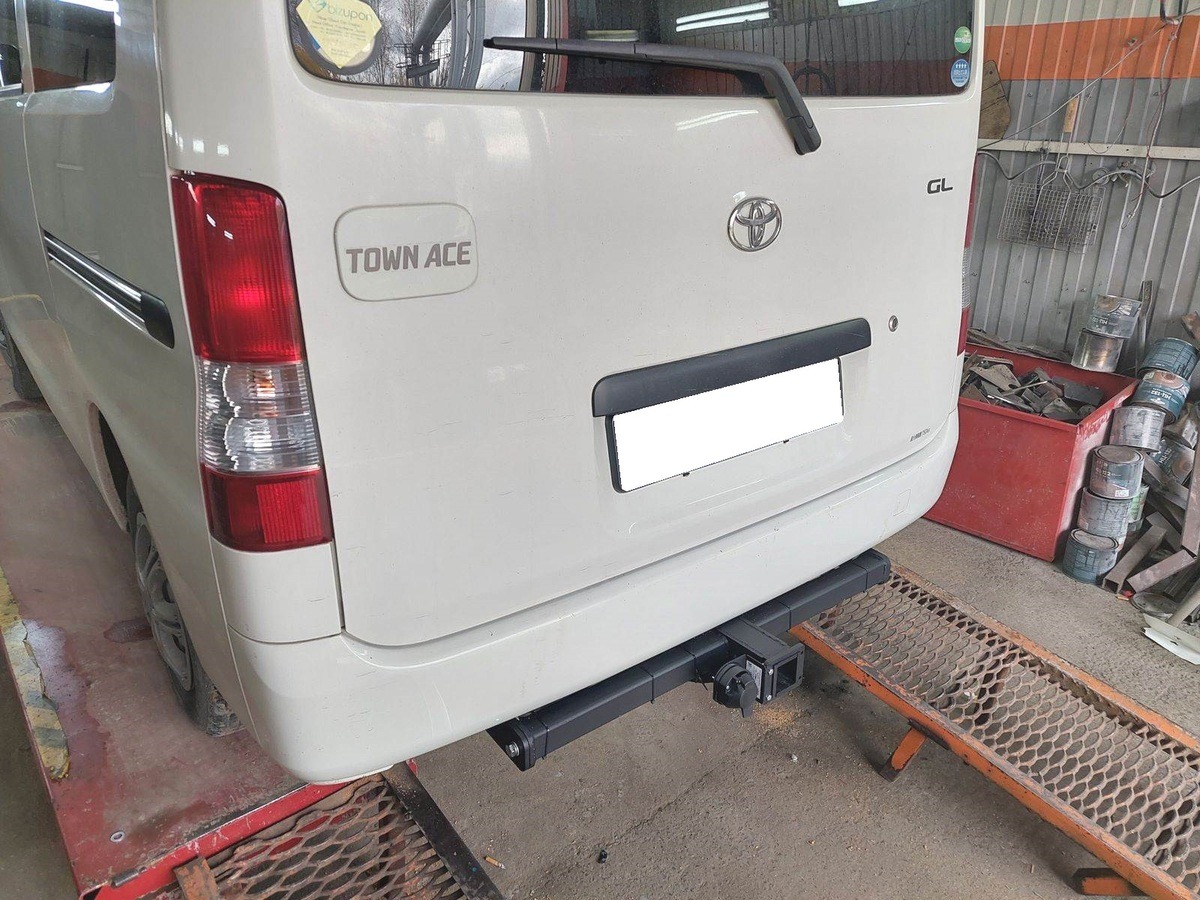 Фаркоп Halty для Toyota Lite Ace/ Town Ace (S400) фото 16