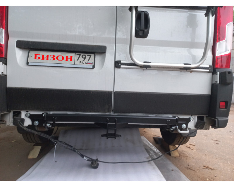 Фаркоп Бизон с антистуком для Citroen Jumper VAN III/  FIAT Ducato III VAN/ Peugeot Boxer VAN III (L1, L2, L3) фото 2