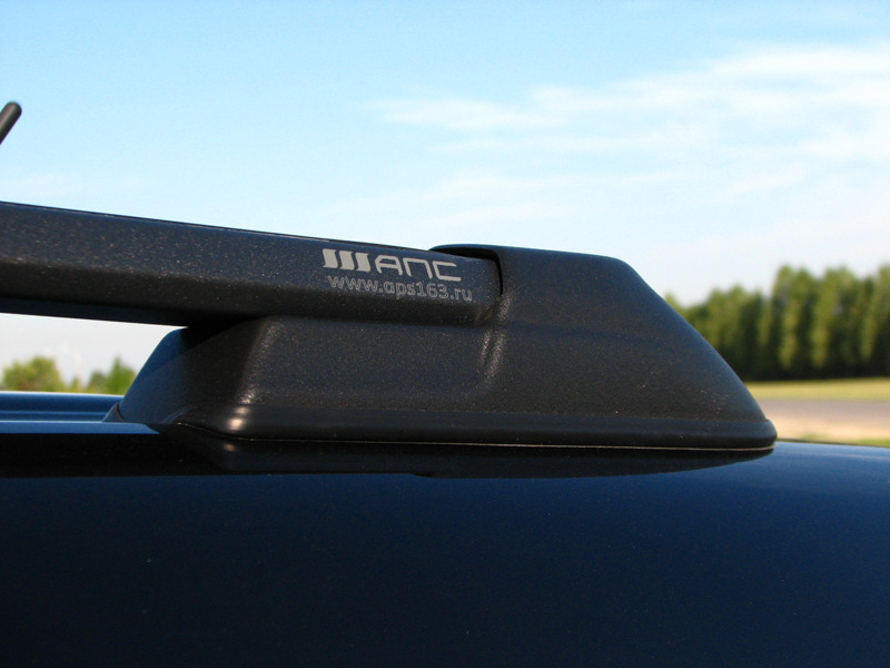 Рейлинги на крышу АПС черные для Toyota RAV4 (XA30) фото 11