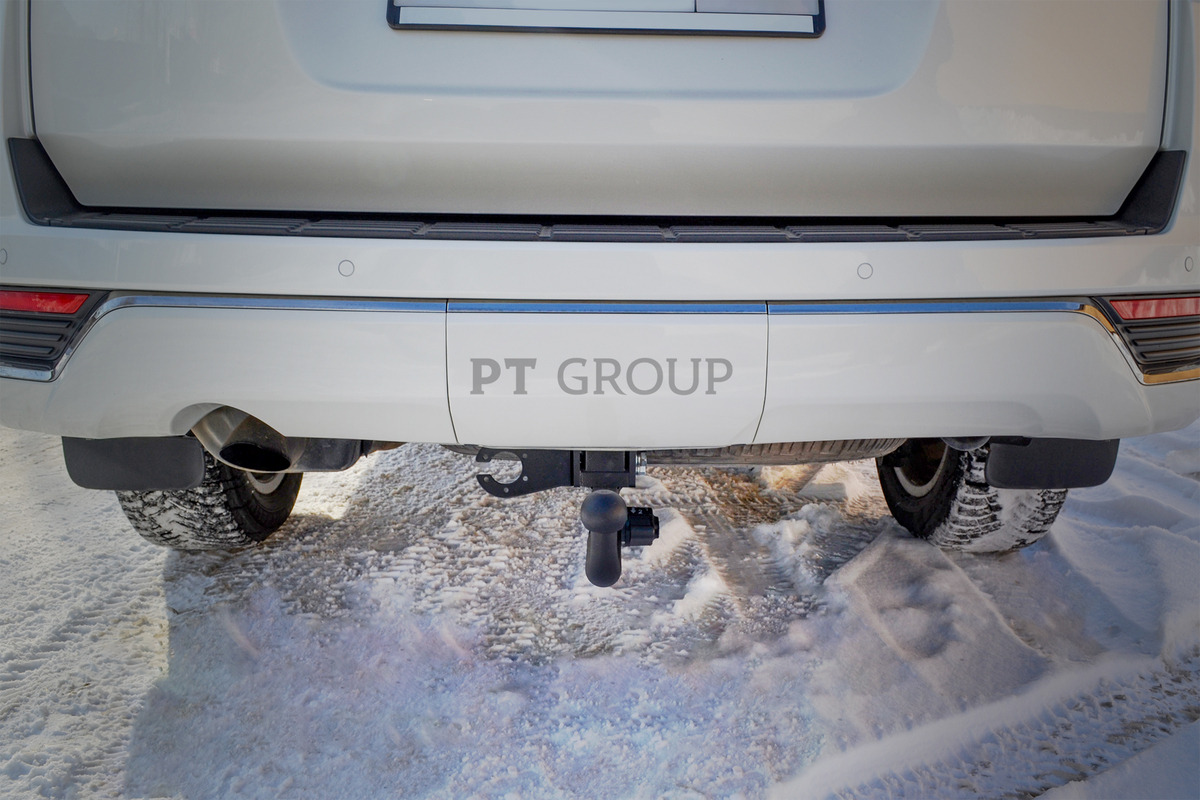 Фаркоп вертикальносъемный PT Group для Toyota Land Cruiser (J300) и Lexus LX (J310)​ фото 2