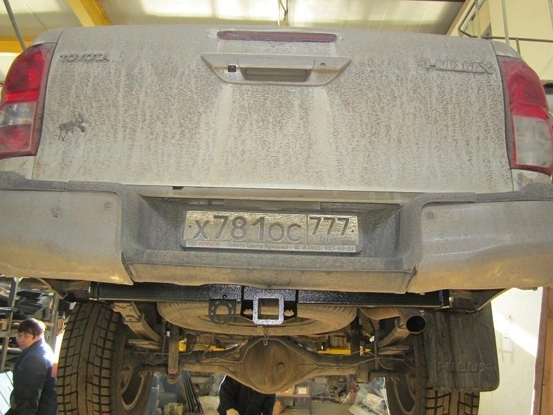 Фаркоп Бизон с антистуком для Toyota Hilux (AN120)​ JAC T6/ Т8/ T8 Pro (1 поколение) и Sollers ST6/ ST8 (1 поколение) фото 3