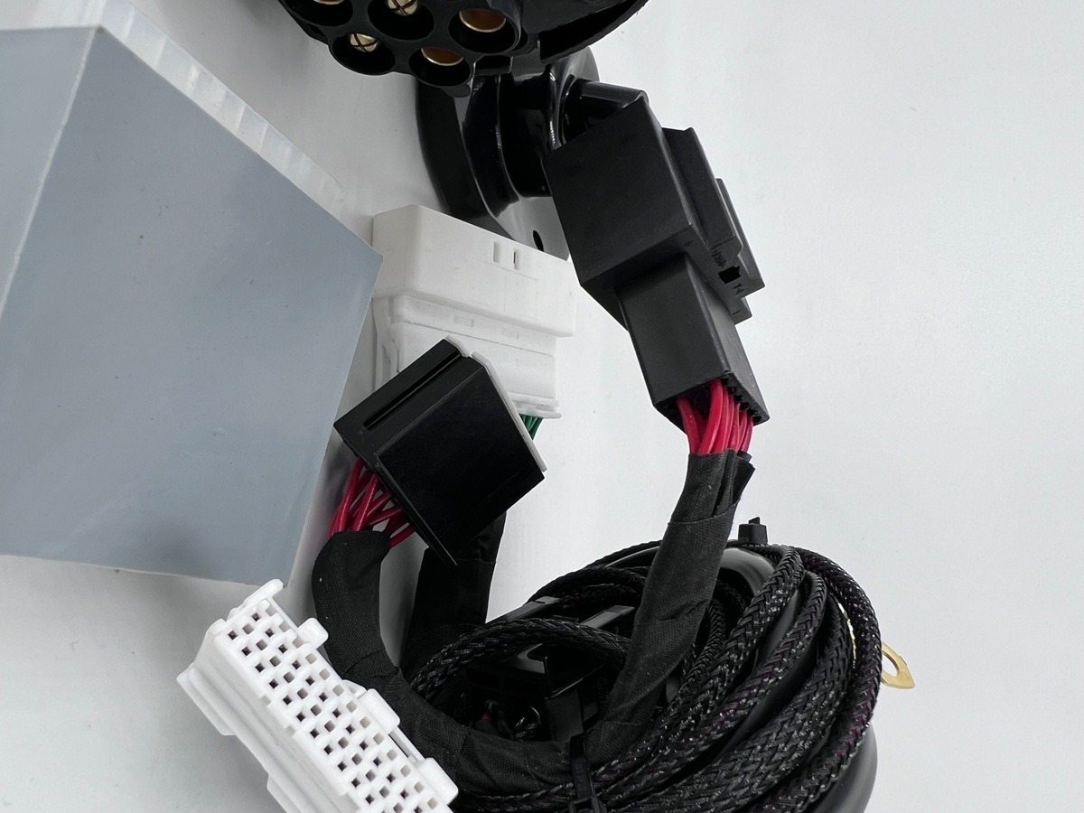 Комплект электропроводки фаркопа Koffer для Tank 300 (1 поколение)​ и Haval Jolion/ Dargo (1 поколение) -7pin фото 2